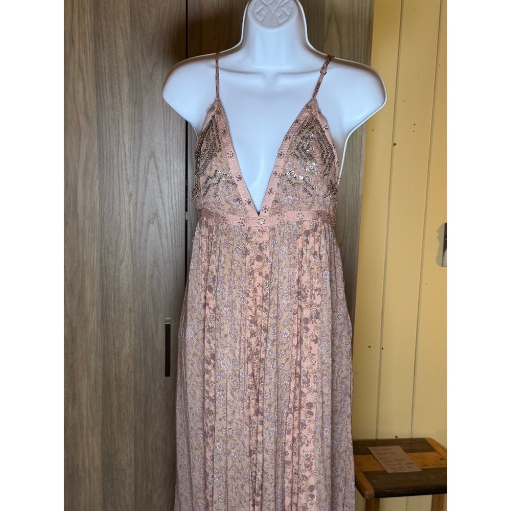 422. Free People Boho Floral Sequin Embellished Maxi Dress Pink Boho Open Back - Picture 2 of 8